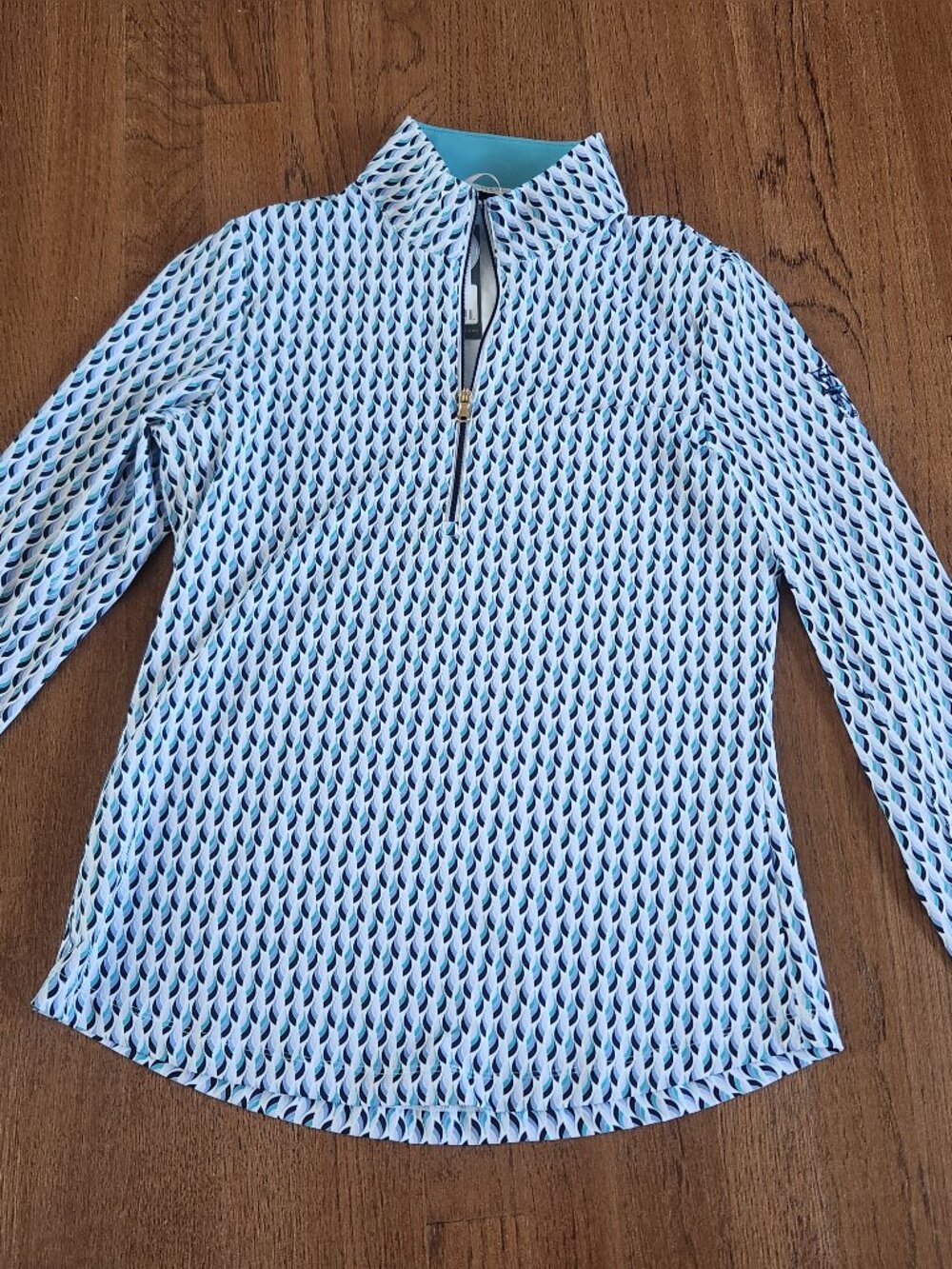 Womens long-sleeved zip mock